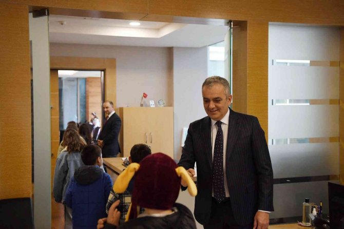 Minikler Geri Dönüşümü Başkan Esen’den Dinledi