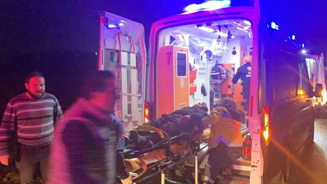 Tekirdağ’da İşçi Servisiyle Kamyonet Kafa Kafaya Çarpıştı: 1 Ölü, 20 Yaralı