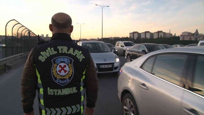 İ̇stanbul’da Çakar Denetimi