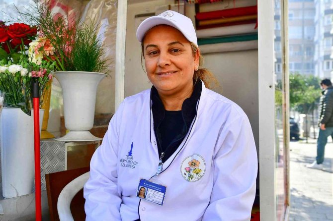 İ̇zmir’de Sokak Satıcıları Artık Zabıtadan Kaçmayacak