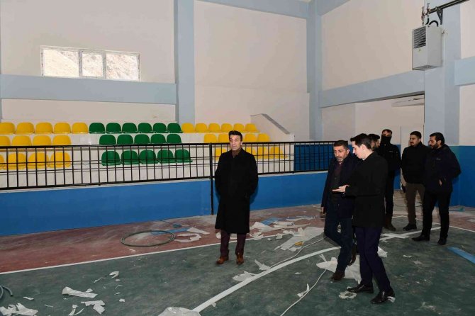 Kaymakam Sakarya Ve Başkan Şeylan Yapımı Devam Eden Çalışmaları Yerinde İnceledi