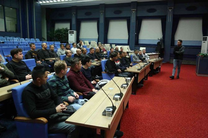 Büyükşehirden Yeni İtfaiye Personellerine İş Güvenliği Eğitimi