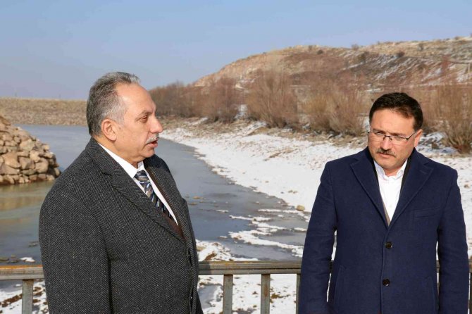 Kayseri Valisi Çiçek’ten Zincidere Mesire Alanı’na Övgü
