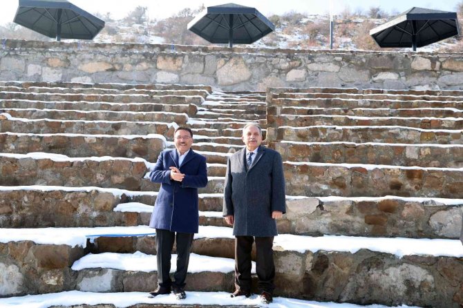 Kayseri Valisi Çiçek’ten Zincidere Mesire Alanı’na Övgü