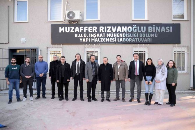 Uludağ Üniversitesi’nde Modern Laboratuvarlarda Güçlü Bilimsel Çalışmalara İmza Atılıyor