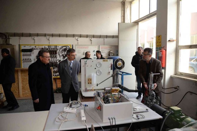 Uludağ Üniversitesi’nde Modern Laboratuvarlarda Güçlü Bilimsel Çalışmalara İmza Atılıyor