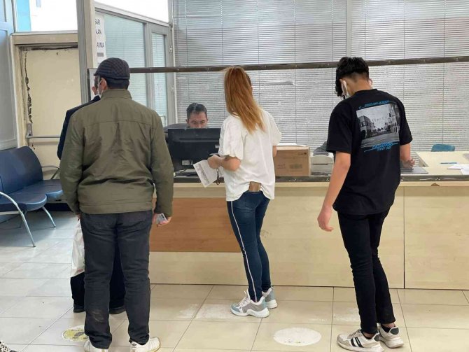 Rekor Seviyede Hastaya Bakıldı, En Fazla İlgi Acile Oldu