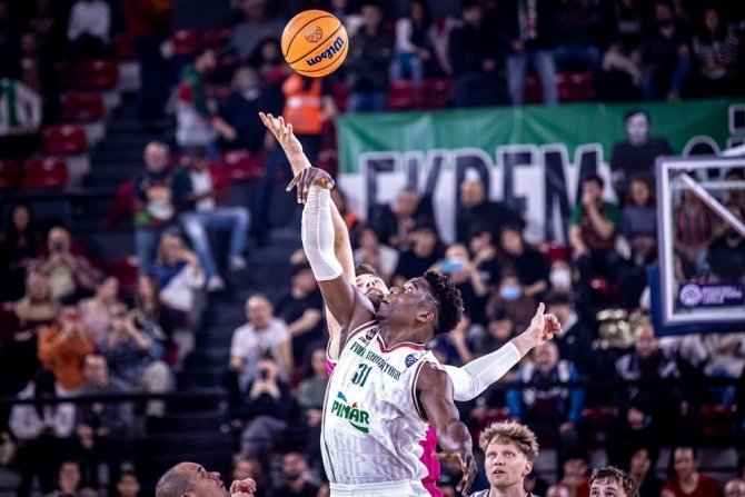 Pınar Karşıyaka’nın Konuğu Ucam Murcia