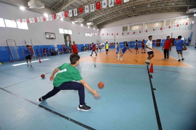 Başkan Akay: “Lisanslı Sporcu Sayımız 3 Bin Civarında”