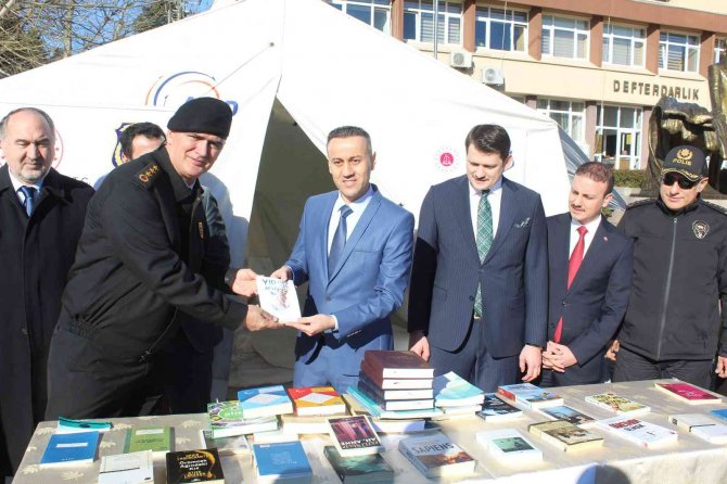 Sinop’ta Mahkumlar İçin Kitap Bağışı Toplanıyor