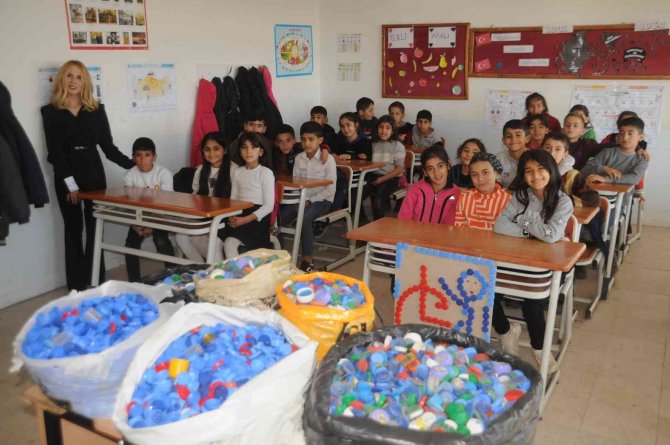 Cizreli Minik Öğrenciler, Engelliler İçin Seferber Oldu