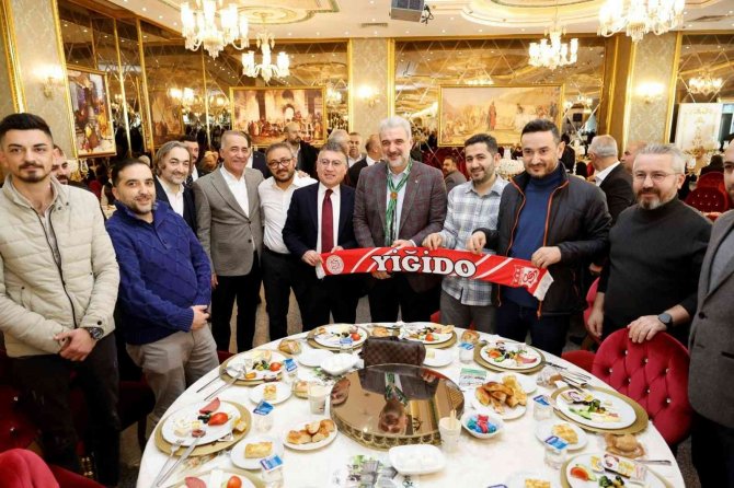 Stk Temsilcileri Ve Kanaat Önderleri Sultangazi’de Buluştu
