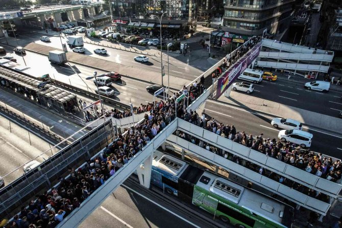 Toplu Ulaşım İ̇stanbul’da 3’e Katlandı