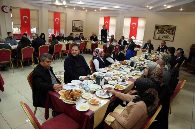 Vali Polat, Gazeteciler Gününü Kutladı