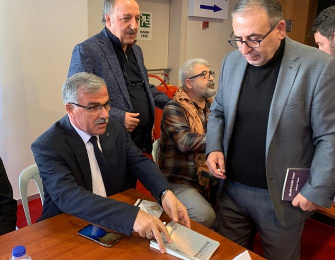 Yazar Fahrettin Çelik, Dördüncü Kitabını Okuyucu İle Buluşturdu