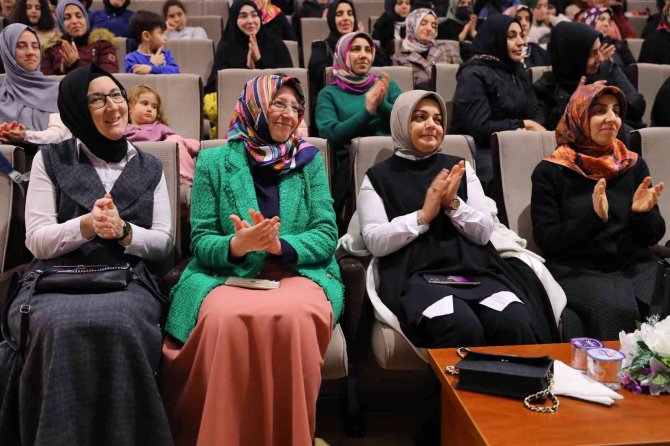 Yazar Merve Gülcemal Aile Söyleşileri Programına Konuk Oldu