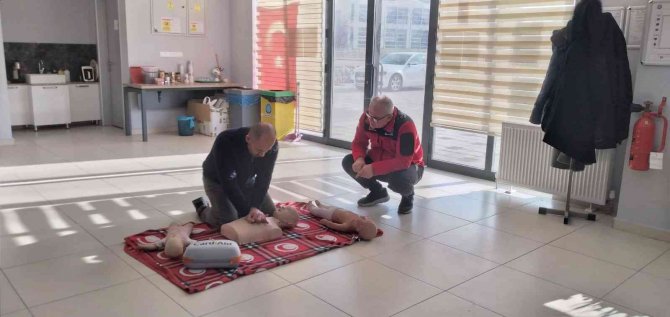 Akademik Ve İdari Personele İlk Yardım Eğitimi