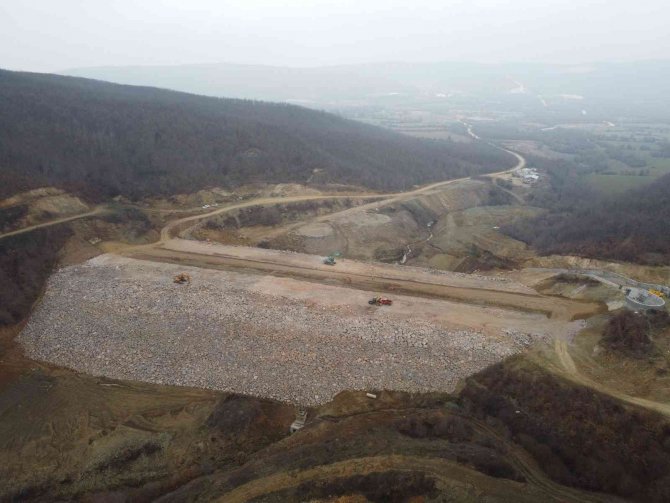 Elmabahçe Barajı İle 6 Bin 290 Dekar Arazi Sulanacak