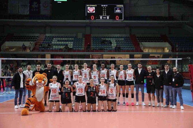 2023 Cev Şampiyonlar Ligi: Eczacıbaşı Dynavit: 3 - Grupa Azoty Chemik Police: 1