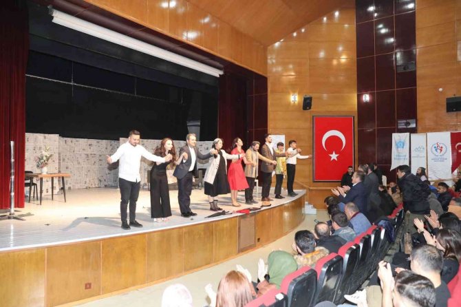 Hakkari’de ‘1 Kitap 1 Bilet’ Etkinliği