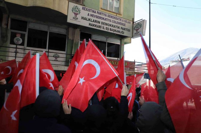 Hakkarili Annelerin Evlat Nöbeti 40’ıncı Haftada