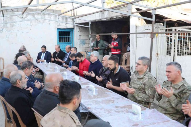 Hatay Valisi Doğan’dan, Şehit Ailesine Taziye Ziyareti