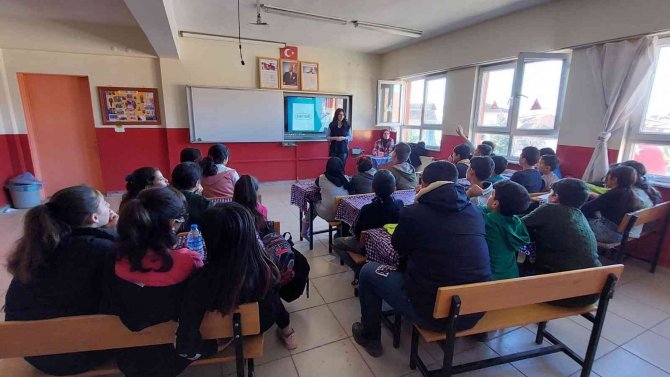 Hisarcık’ta Öğrencilere Sağlıklı Beslenme, Obezite Ve Diyabet Eğitimi