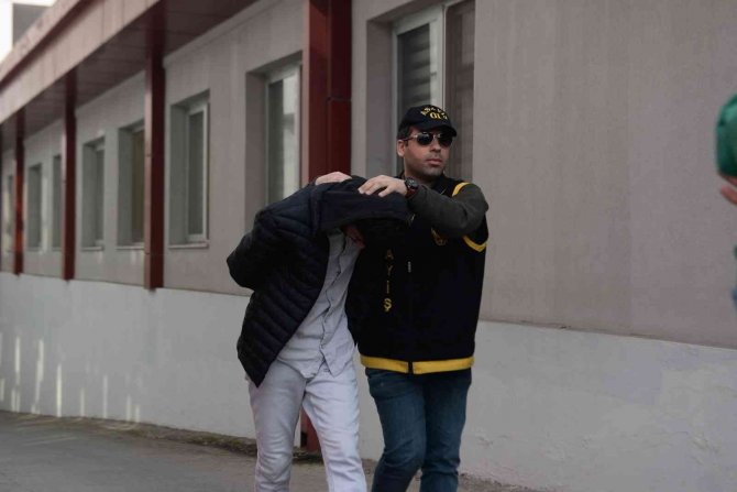 Liseli Genci Çocuk Parkında Öldüren 7 Şüpheli Tutuklandı