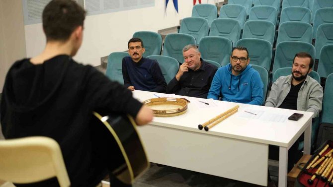 Genç Müzisyenler Tanıtım Konserine Hazır