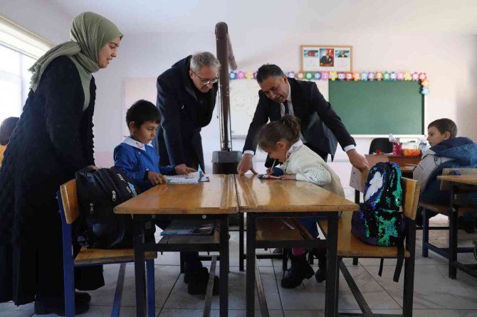 Köylerin Kalbi Olan Köy Yaşam Merkezleri Bayburtlu Kadınlara Hem Eğitim Yuvası Oldu Hem De Gelir Kapısı