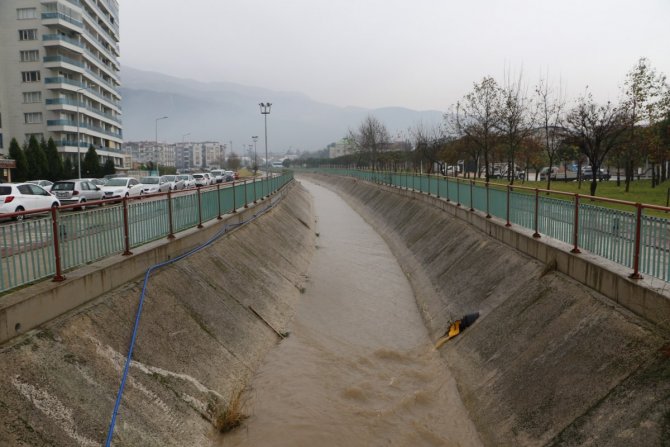 Manisa’daki Dere Islah Ve Temizlikleri Su Baskınlarının Önüne Geçti