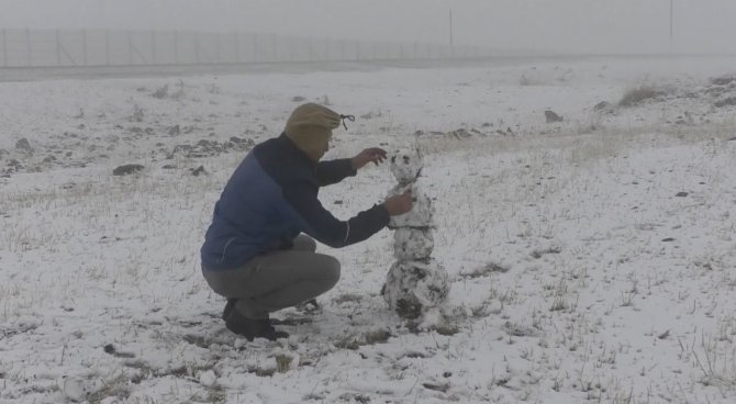 Kars’ın Yüksek Kesimlerinde Kar Ve Sis Etkili Oluyor