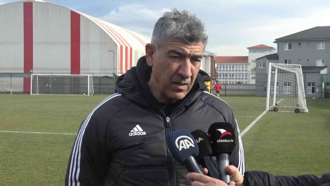 Sait Karafırtınalar: "Kaleci Transferi Mutlaka Yapılacak"