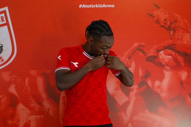 Samsunspor Cedric Guel İle 3,5 Yıllık Sözleşme İmzaladı