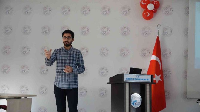 Erciş’te Öfke Kontrolü Ve Stres Yönetimi Semineri Verildi