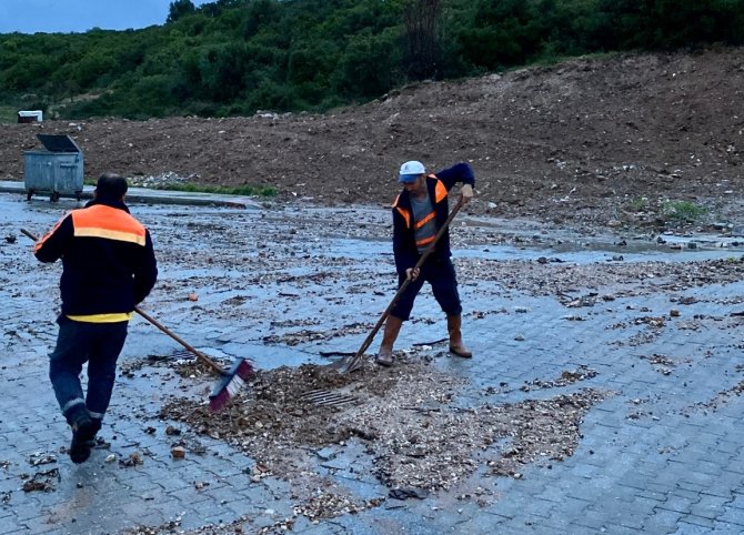 Yağış Ve Fırtınaya Karşı Didim Belediyesi Teyakkuza Geçti