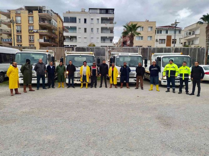 Yağış Ve Fırtınaya Karşı Didim Belediyesi Teyakkuza Geçti