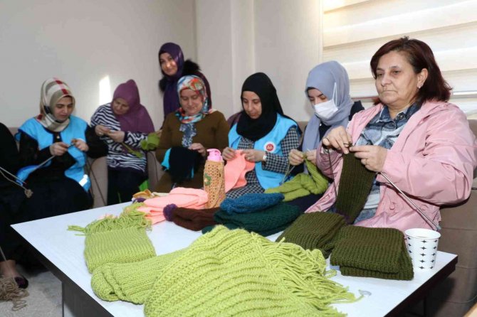 İ̇htiyaç Sahiplerini Isıtmaya Gönüllü Oldular