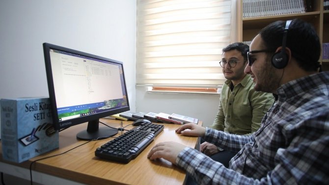 Ai̇çü’de Görme Yetersizliği Olan Öğrenciler İçin Sesli Kütüphane Oluşturuldu