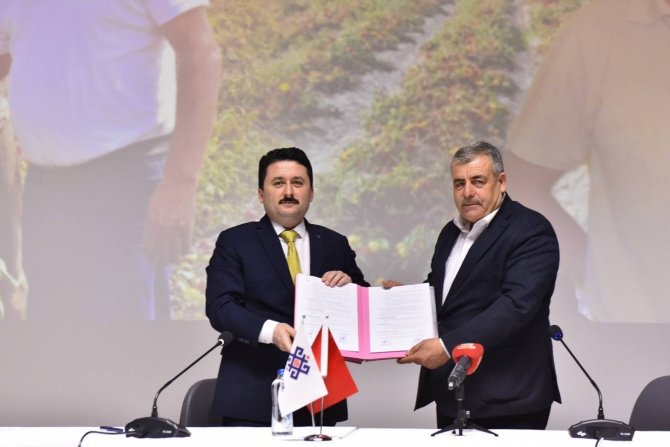 Altıeylül Çiftçinin Yanında