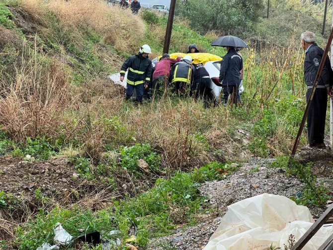 Yağış Nedeniyle Kayganlaşan Yol Kazaya Neden Oldu: 1’i Ağır 5 Kişi Yaralı