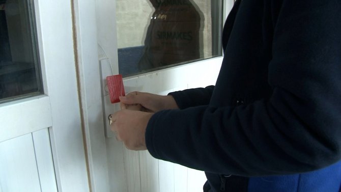 Arnavutköy’de Polis Ekipleri Tarafından Okullar Ve Çevresinde Denetim Yapıldı