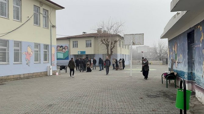Batman’da Eski Koca Dehşet Saçtı, Okulun Önünde Kurşun Yağdırdı: 1 Ölü, 2 Yaralı