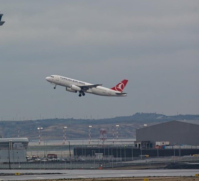 Çardak Havalimanı’ndan 2022 Yılında 389 Bin 459 Yolcu Uçtu