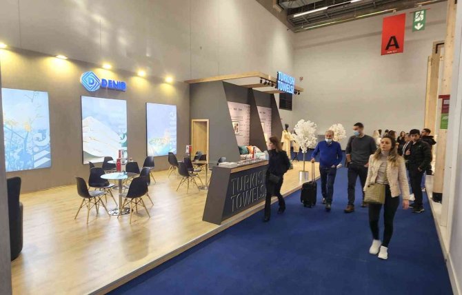 Deni̇b 79 Üyesinin 2023 Koleksiyonlarını Almanya’da Görücüye Çıkardı