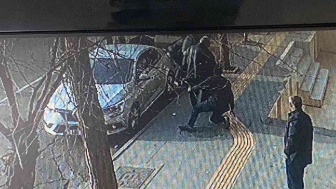 Diyarbakır’da Çiftçiler Arasında Silahlı Kavga: 2 Yaralı
