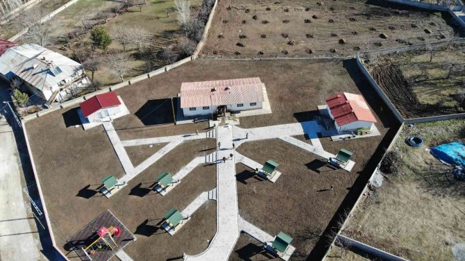 Erzincan’da Yıllardır Kapalı Olan Köy Okulu Köy Yaşam Merkezine Dönüştürüldü