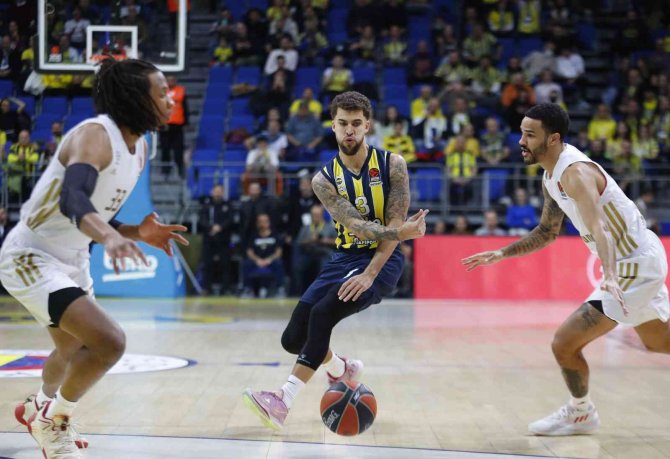 Thy Euroleague: Fenerbahçe Beko: 79 - Bayern Münih: 71