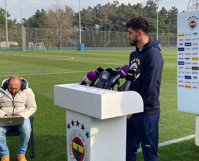 Fenerbahçe’nin Yeni Transferi Samet Akaydin: “Yurt Dışından Da Teklif Geldi, Fenerbahçe’yi Tercih Ettim”