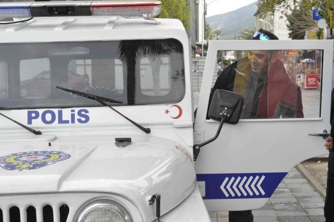 Fethiye’de Turizm Polisi’nin 1954 Model Nostaljik Aracı